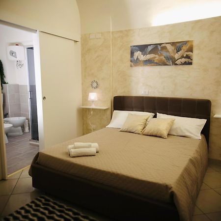 Holiday House Plebiscito คาตาเนีย ภายนอก รูปภาพ