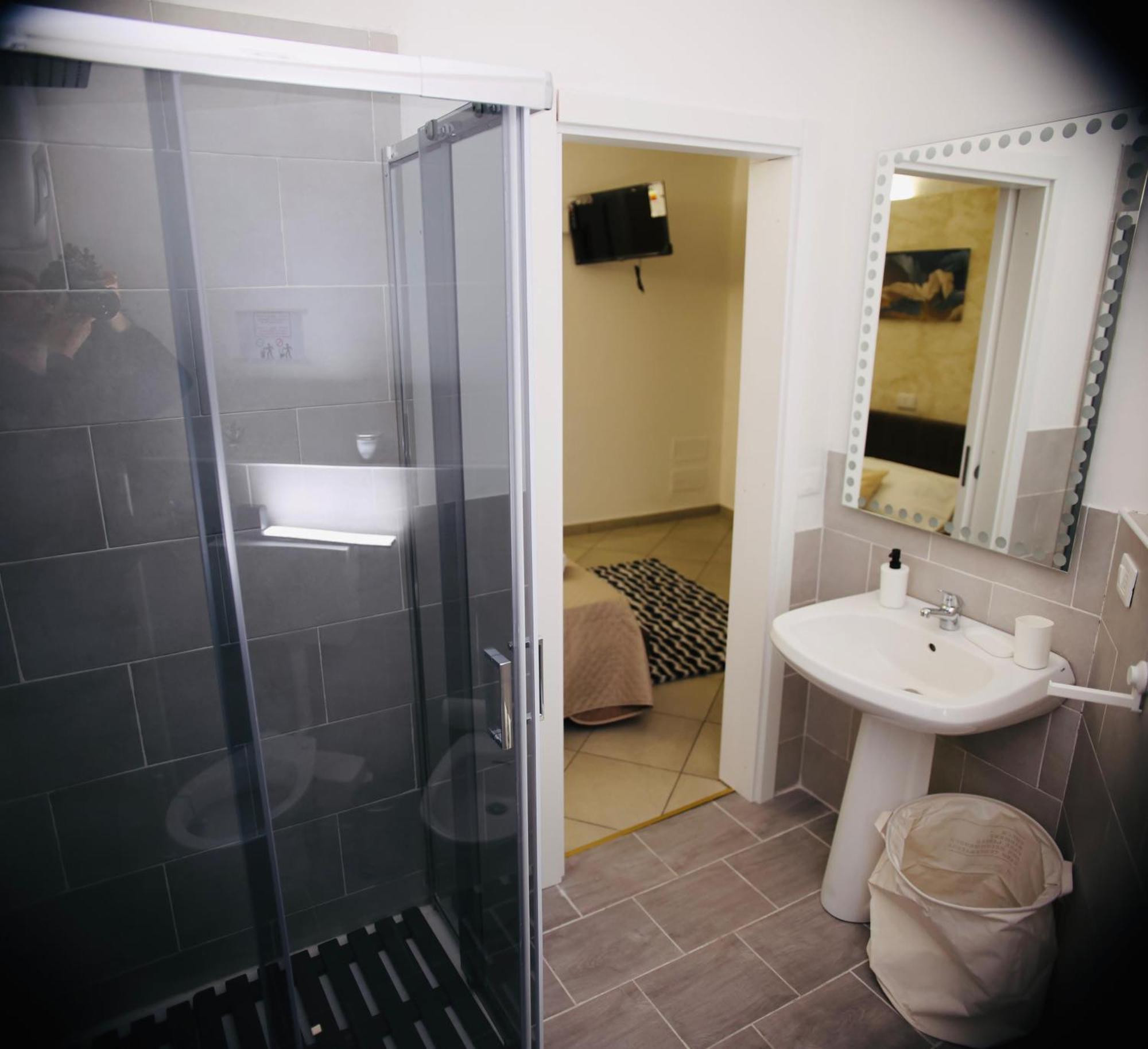 Holiday House Plebiscito คาตาเนีย ภายนอก รูปภาพ