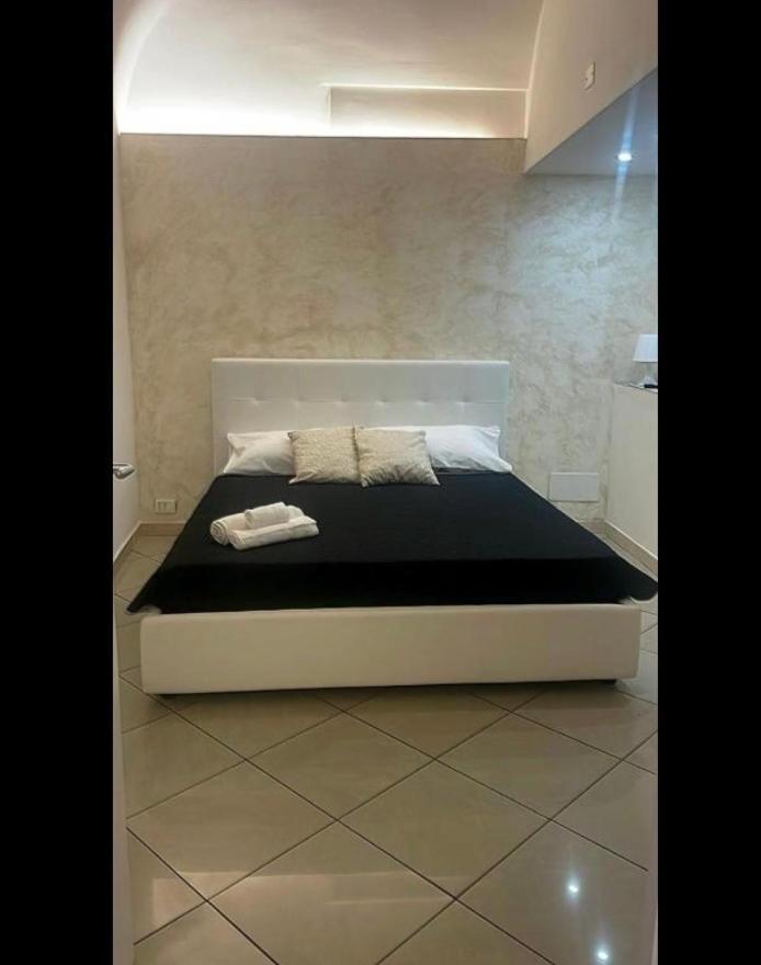 Holiday House Plebiscito คาตาเนีย ภายนอก รูปภาพ